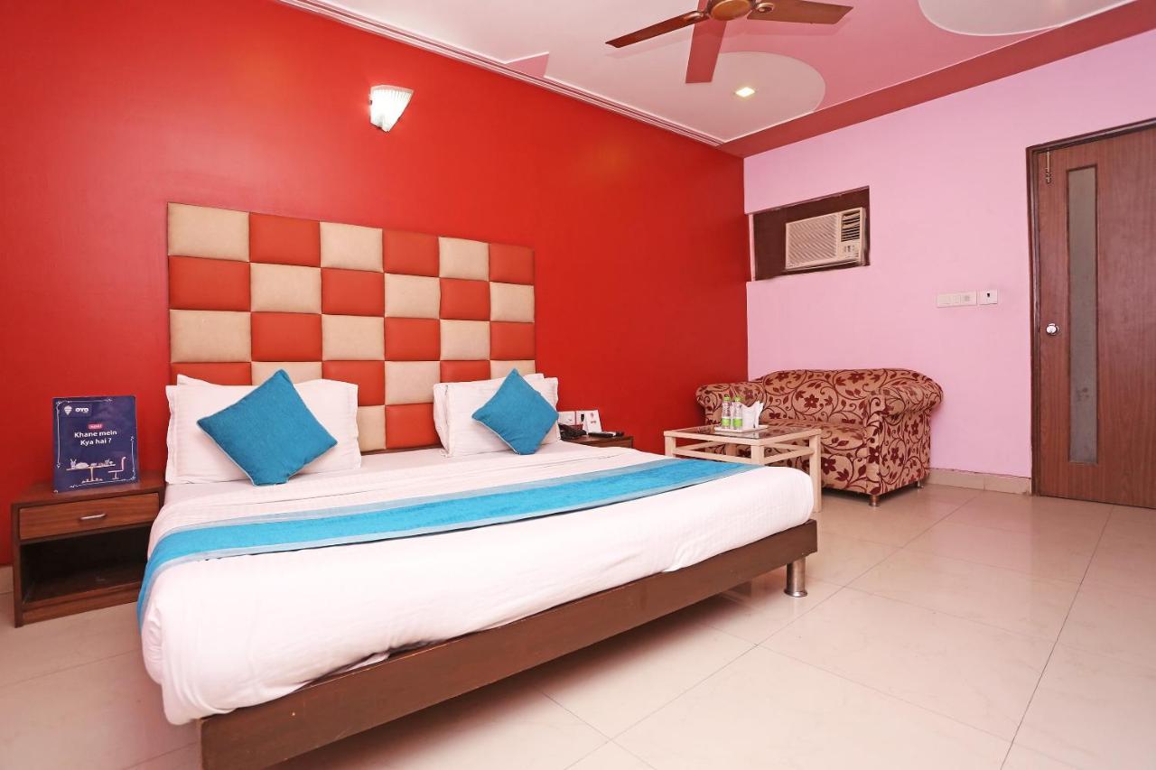 Airport Hotel Ambrosia Нью-Дели Экстерьер фото