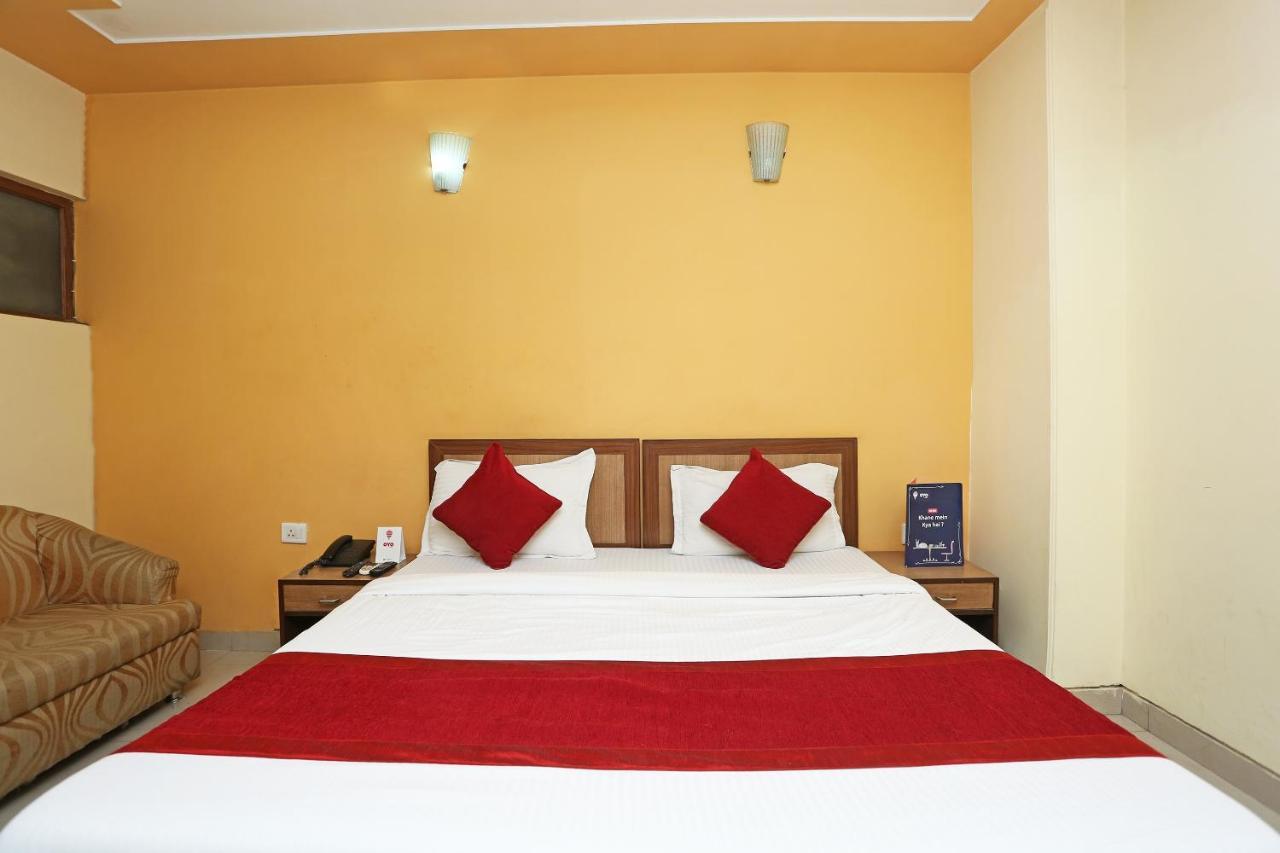 Airport Hotel Ambrosia Нью-Дели Экстерьер фото